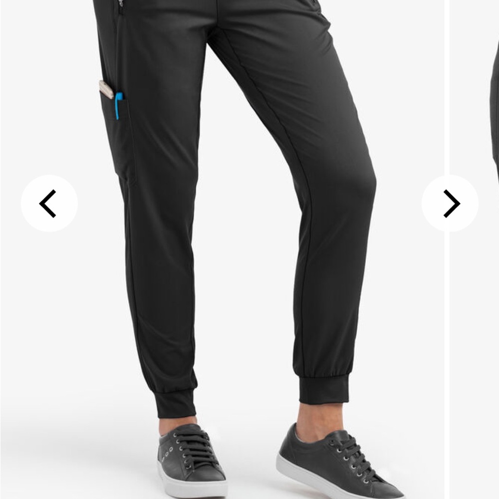 Healing hands 6 pocket scrub jogger